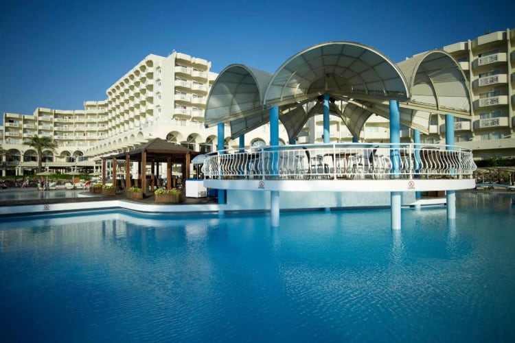 Oasis Pool Bar